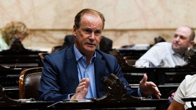 Gustavo Bordet cuestionó la “urgencia” del gobierno nacional en impulsar la suspensión de las PASO.&nbsp;