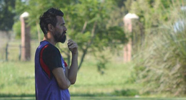 Eduardo Domínguez mostró hasta el momento un semblante de perfil bajo y de pocas palabras