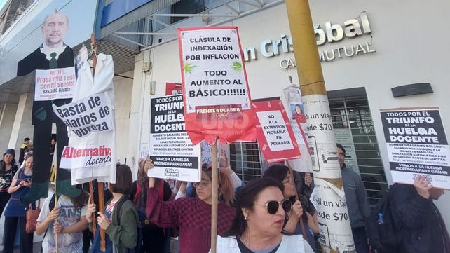 El gobierno asegura que los descuentos a los docentes no fueron exagerados