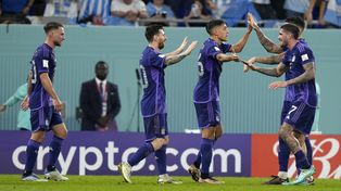 Gol y festejo de Argentina ante Polonia. Fue el de Mac Allister, que puso el 1 a 0.