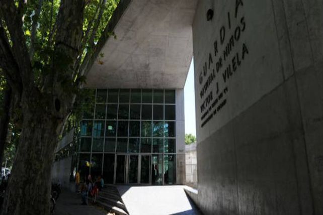 Una nena de siete años está grave luego de ser baleada en el cabeza