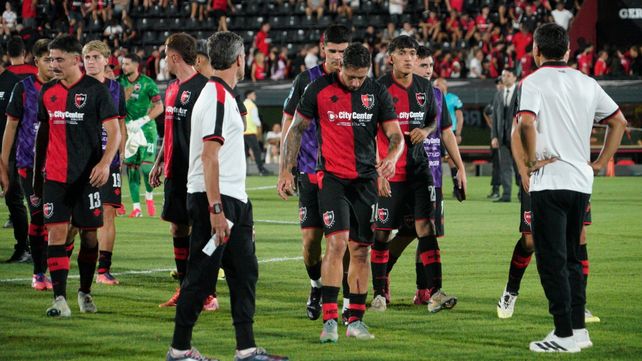 Una imagen que se viene haciendo costumbre en Newells. Perdió ante Defensa y Justicia