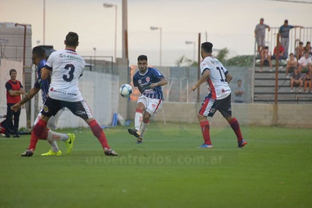 Atlético Paraná sumó su segunda victoria consecutiva como local