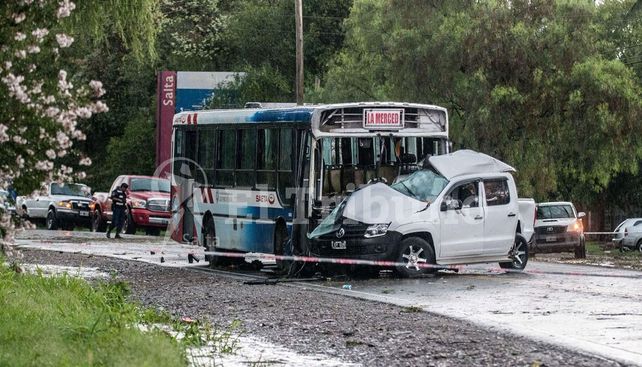 Así quedaron los vehículos tras el impacto.&nbsp;