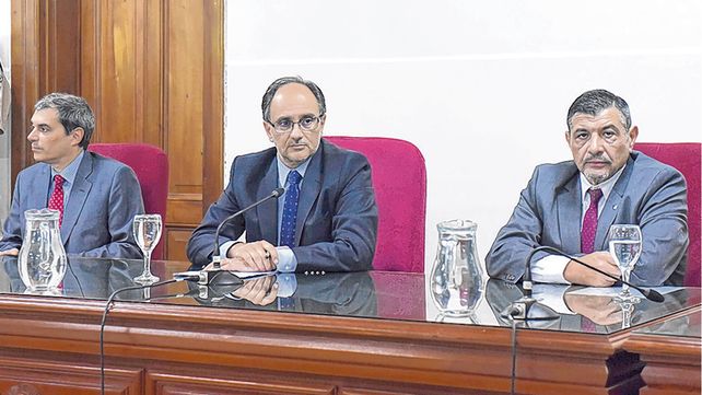 tribunal. Los jueces Eugenio Martínez