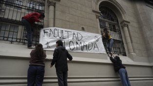 Universidad: Bartolacci dijo que el aumento del 6,8% es un paso muy importante