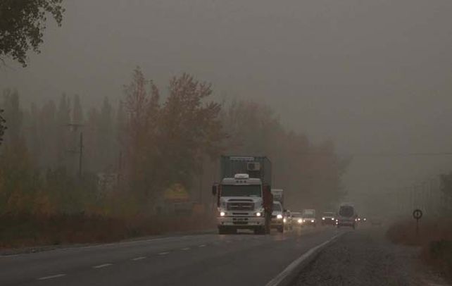 Las cenizas cubrieron otra vez a Bariloche