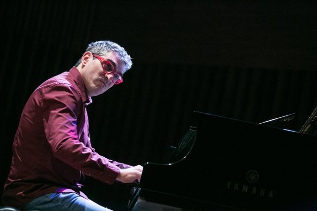 Ernesto Jodos, con el foco puesto en un jazz volado