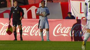 Facundo Castet podría emigrar de Colón.