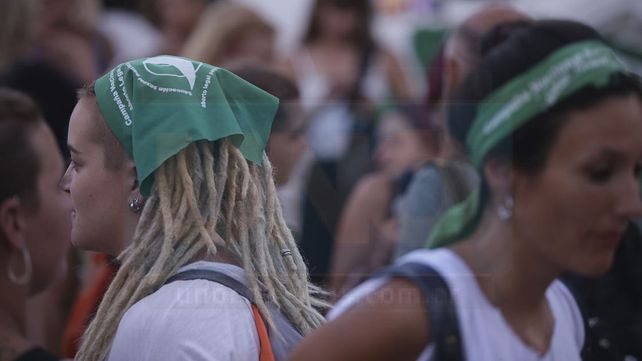 Los pañuelos verdes volvieron a la calle por el aborto legal