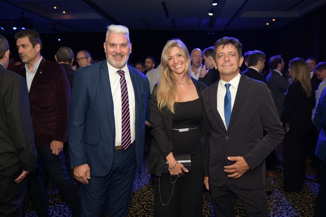 Andrés Garagiola, Julieta Alvarez y Ariel Caracini