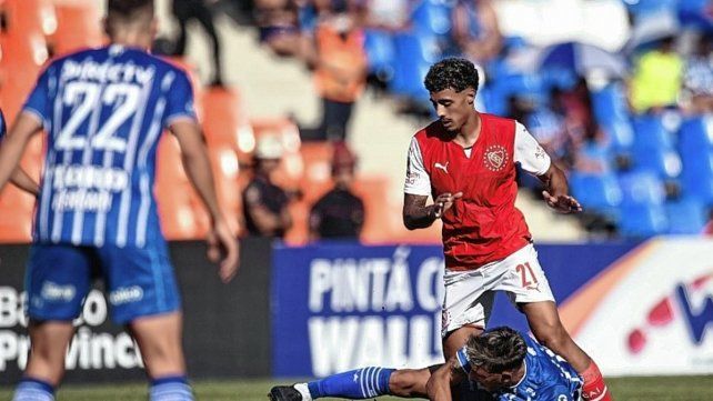 Independiente canceló una de las inhibiciones con Defensor Sporting por el volante Benavídez.