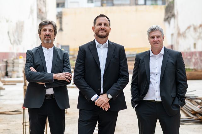 Andrés Hillar, Lisandro Cristiá y Martín Cristiá, directivos de la empresa Argenway.