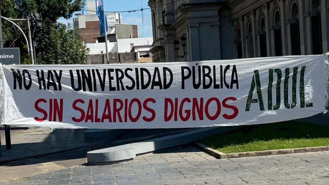 El reclamo de los docentes universitarios por la Ley de financiamiento