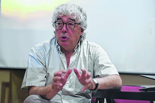 &nbsp;Alejandro Oliva