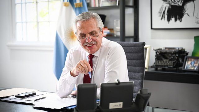 Operaron a Alberto Fernández por su hernia de disco