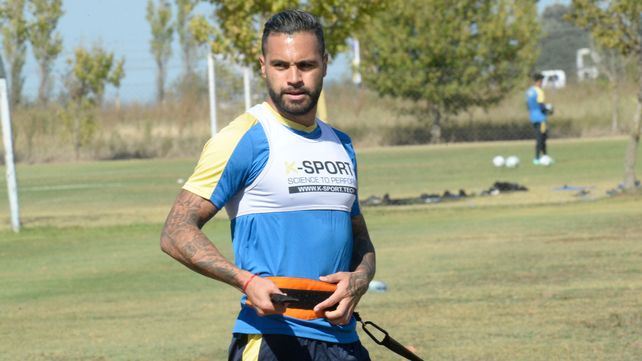Julián Velázquez ya quedó descartado para el partido del viernes ante Huracán.