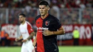 Nicolás Goitea y Oscar Salomón: los dos candidatos a ocupar un lugar en la zaga central de Newells