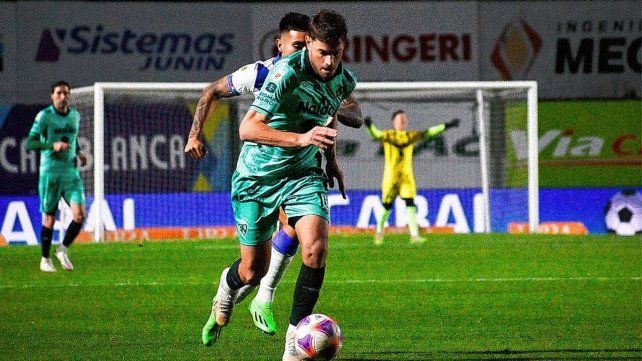 Vélez y Sarmiento se juegan sus últimas chances de avanzar se fase