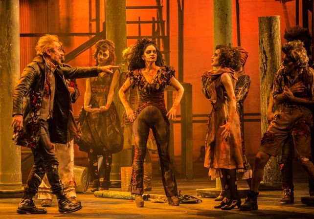 Postales de Espíritu Traidor./ Prensa Santa Fe Ciudad.