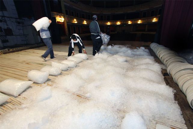El escenario del Teatro Municipal se transforma en pista de hielo
