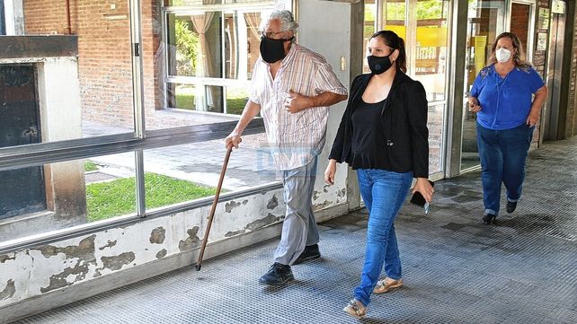 Personas con movilidad reducida, con dificultades para votar