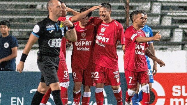 Unión cambió la imagen y cerró su incursión en la Serie Río de La Plata con un triunfo ante Atlético Tucumán