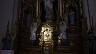 Pellegrini al 1500. El retablo de la iglesia donde se produjo el robo.