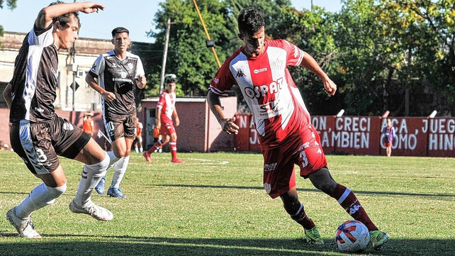 Platense le dio un duro golpe a la Reserva de Unión