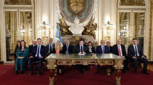 El presidente, Javier Milei, habló en cadena nacional luego de oficializarse el acuerdo con el FMI y la eliminación de cepo cambiario.