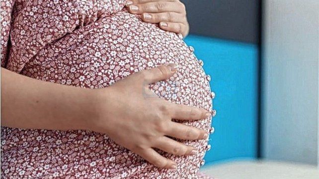 Gobierno aumenta plan para embarazadas de $3.000 a $19.000