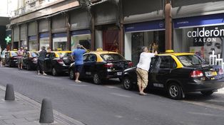 Los taxistas volverán a parar nuevamente de 22 a 6 por la ola de violencia.&nbsp; 