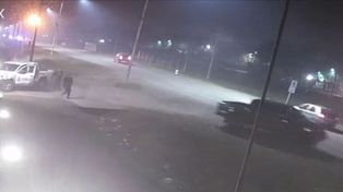 La policía bonaerense baleó a un joven que cruzó un semáforo en rojo