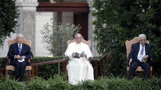 El Papa les pidió a Shimon Perez y Abbas que emprendan un diálogo sin temor