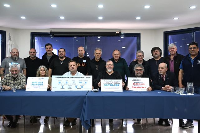 Los referentes del Frente de Sindicatos Unidos presentaron el cálculo actualizado del salario mínimo que reclaman.