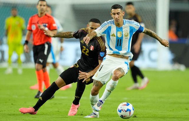 Angel Di María se mantendría en la formación titular ante la posibilidad de que Lionel Messi vaya al banco.