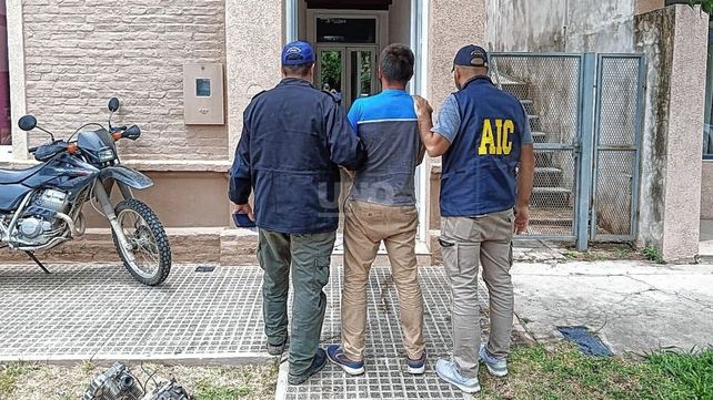 En los allanamientos detuvieron a cinco personas