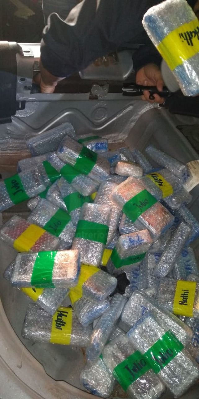 La Policía desbarató millonario contrabando de celulares