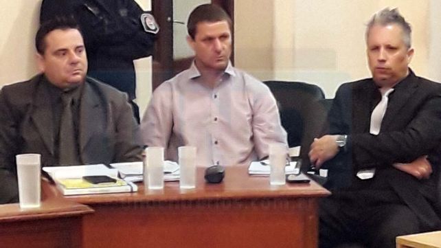 Fuego cruzado entre los acusados del femicidio que movilizó al país