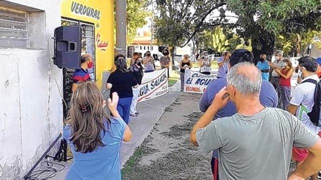 Paraná: el agua de pozos es una solución transitoria