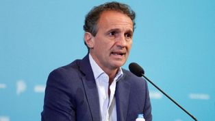 “No da lo mismo levantar la voz, organizarse y movilizarse que estar de brazos cruzados”, subrayó Katopodis.
