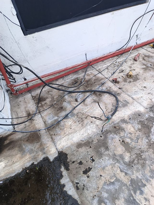 Delincuentes vandalizaron y robaron cables de la planta transmisora de LT8