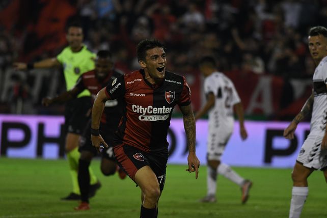 Gol de Garro a Platense la última vez que jugaron en el Coloso