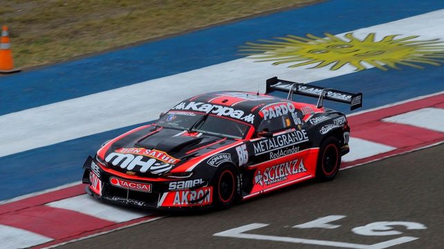El Chevrolet de Agustín Canapino hizo la primero pole del 2025 del Turismo Carretera. Arrancó en Viedma.