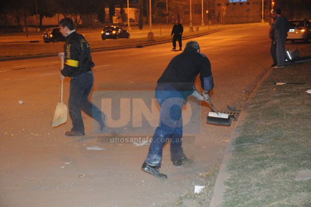 Tres heridos graves en un choque sobre Avenida 27 de Febrero
