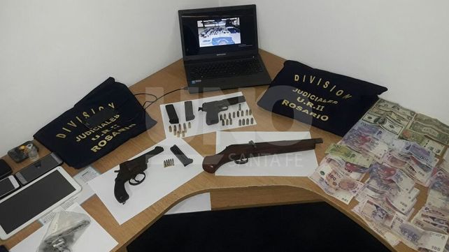 Nueve presos con drogas, armas secuestradas y dinero en efectivo