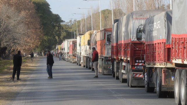 El transporte de cargas lanzó un alerta por la falta de previsibilidad.
