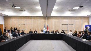Provincia y Unicef evaluaron los avances de la estrategia de primera infancia