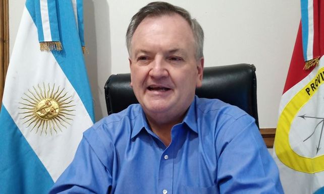 El legislador de la UCR posó la lupa sobre la deuda histórica.