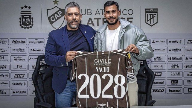 Tras caerse su llegada a Racing, Vázquez renovó en Platense